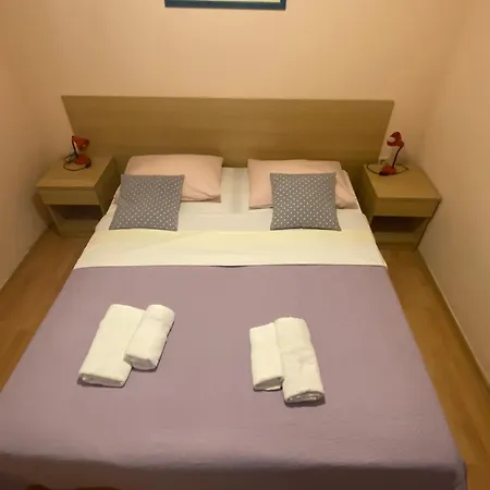 Escape From Center Apartment