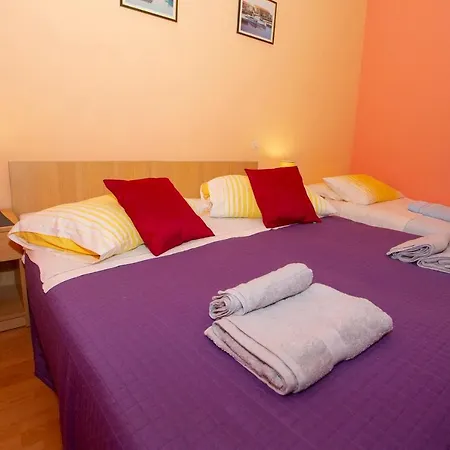 Escape From Center Apartman Makarska