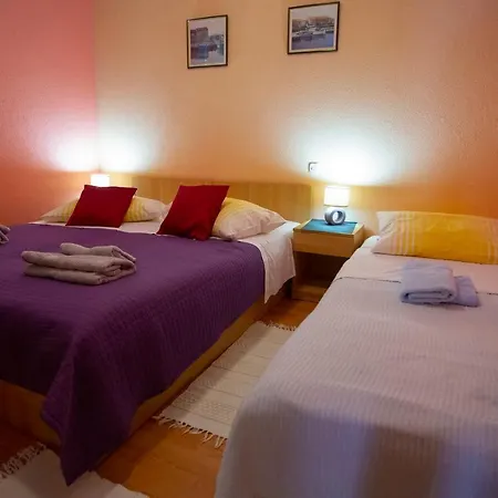Escape From Center Apartman Makarska